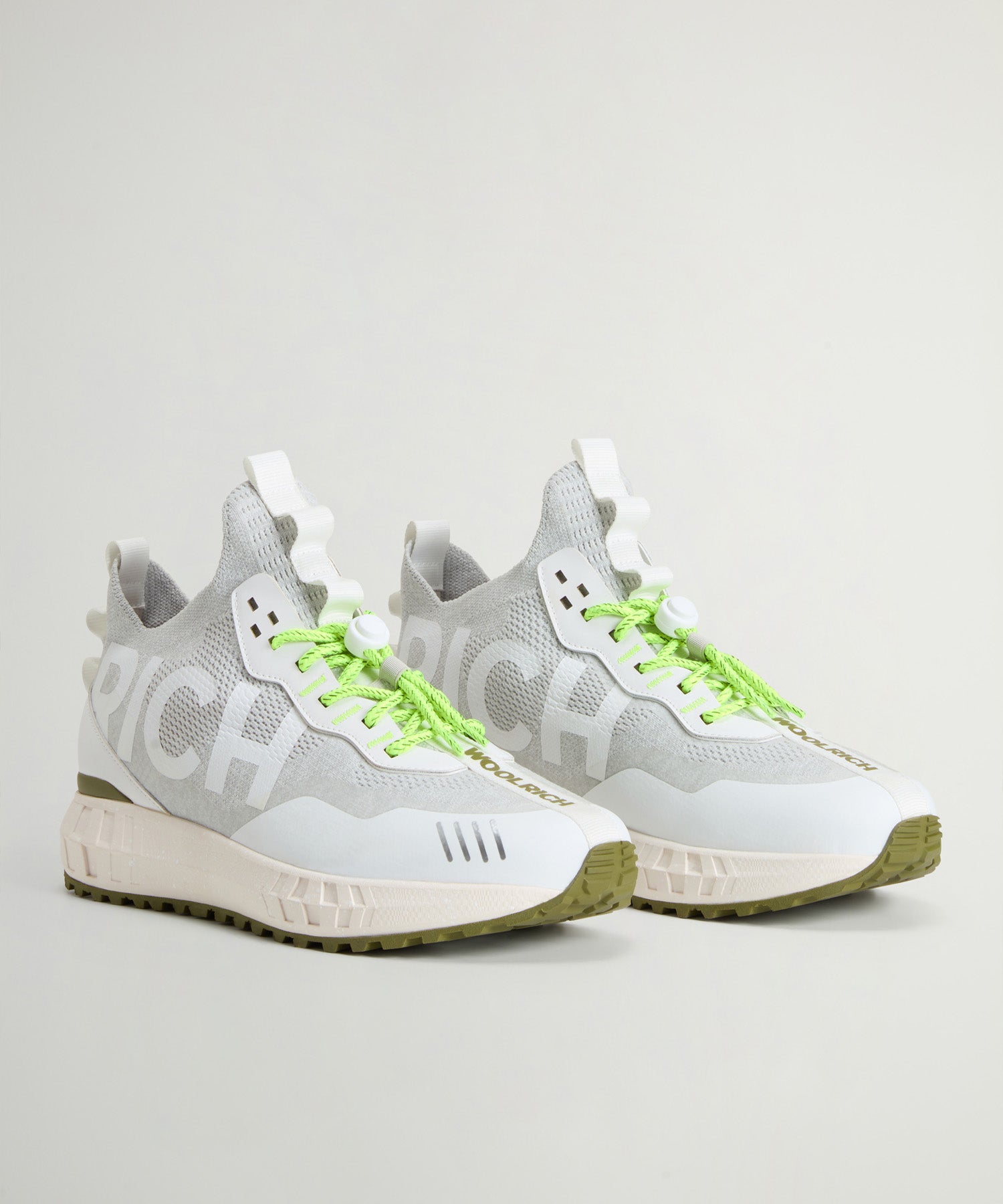 CMBLFO1110MRUWF431-W2510_06
