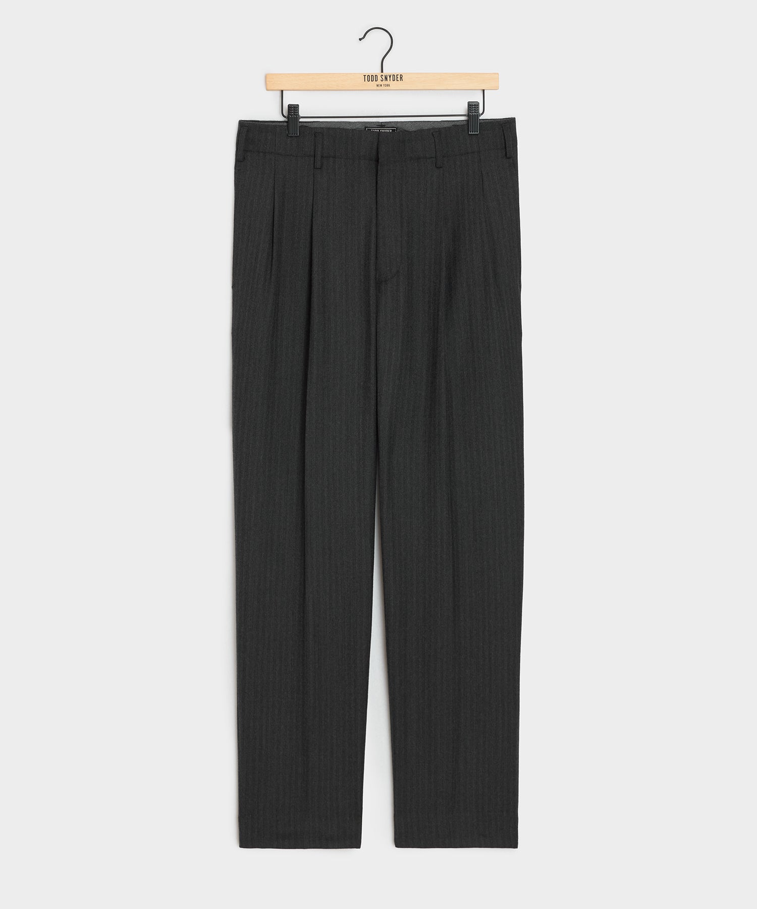FW25_OCT_PA1884497_CHARCOAL_FL1_R