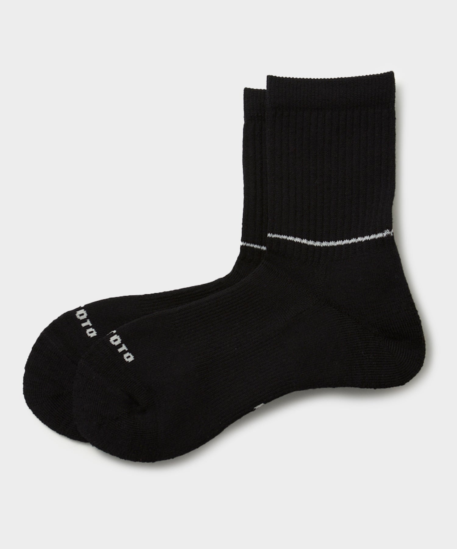 R1483_BLACK_01_R