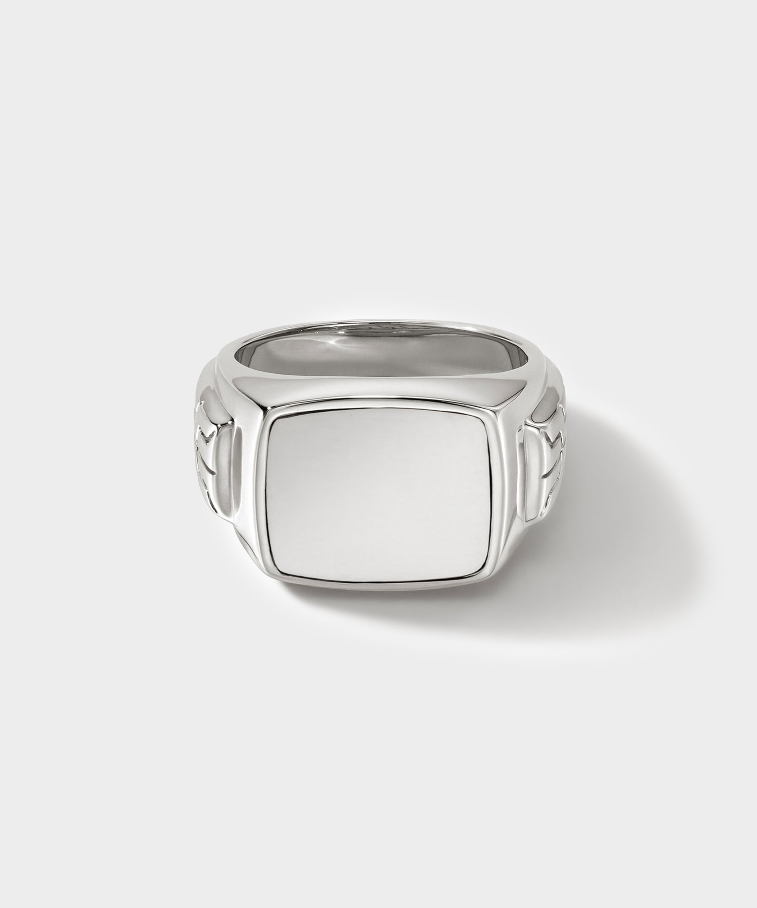 RM901098_Front_R