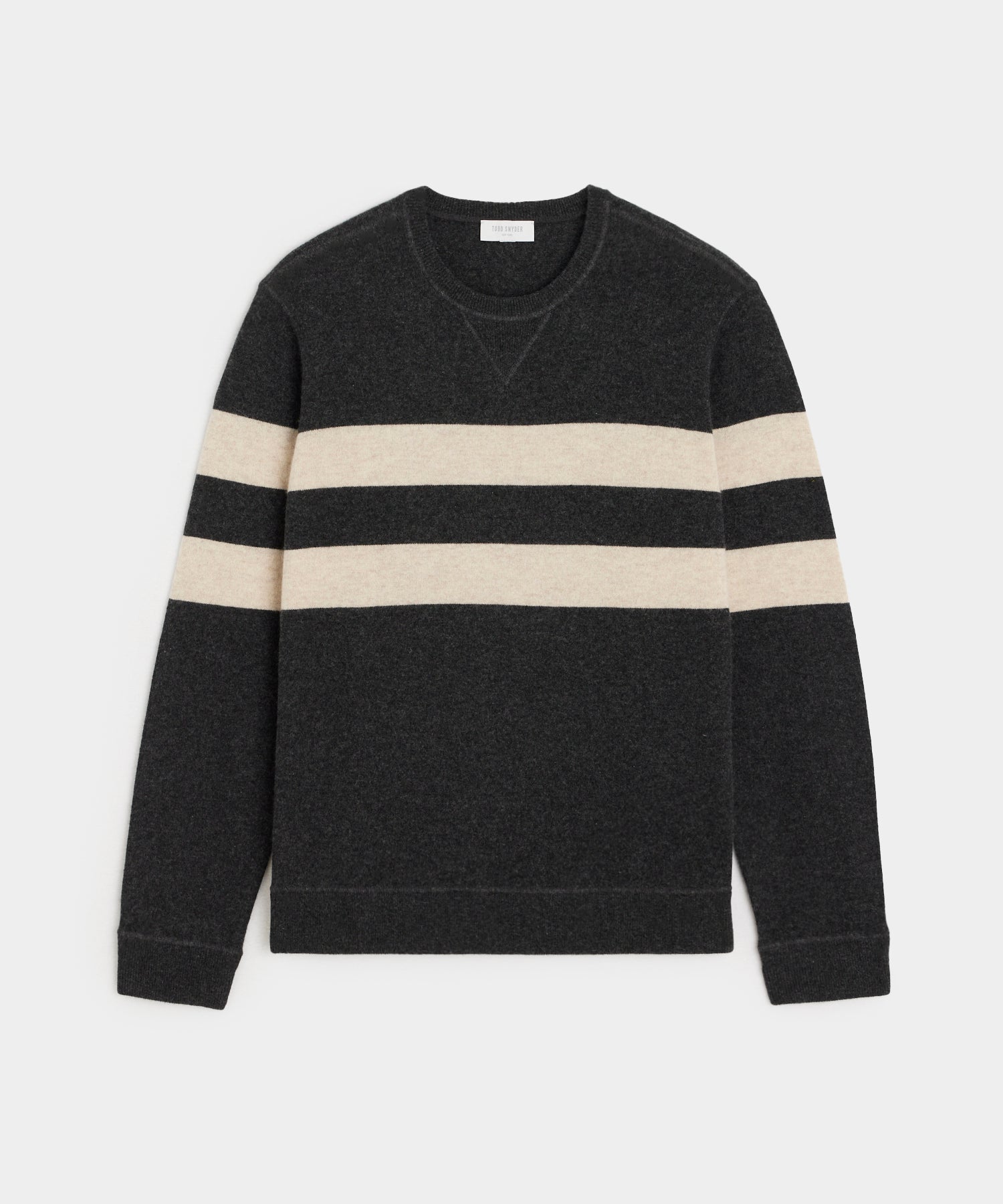 SW9077696_BLACK_CF_3909_R
