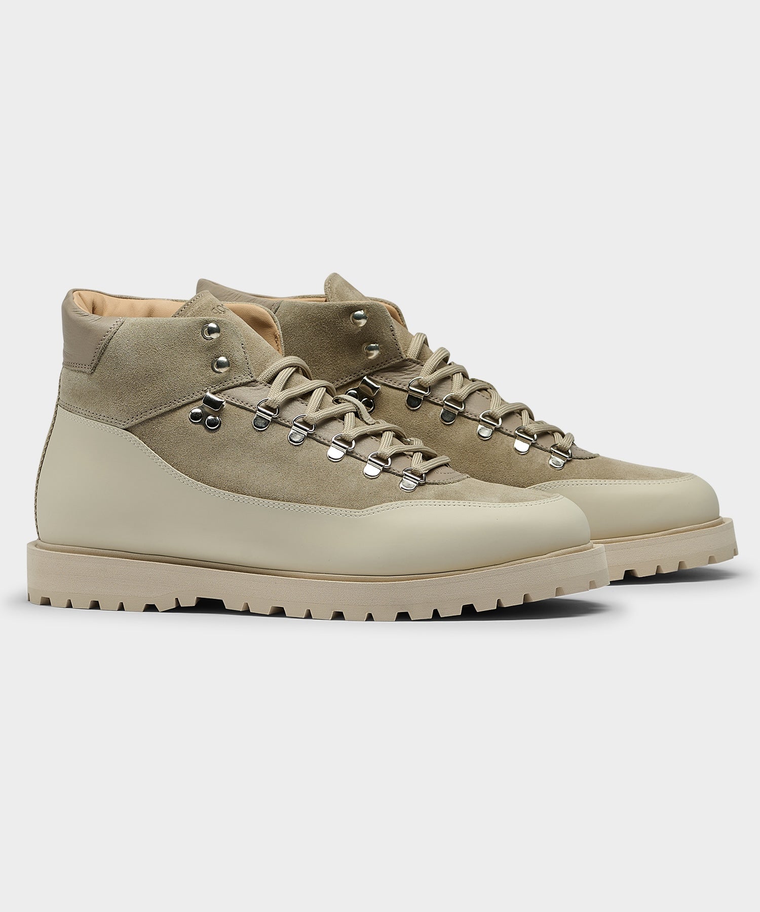 Taupe-1_R_b1fe8335-302c-4aa8-b9f8-5c1efcf6c215