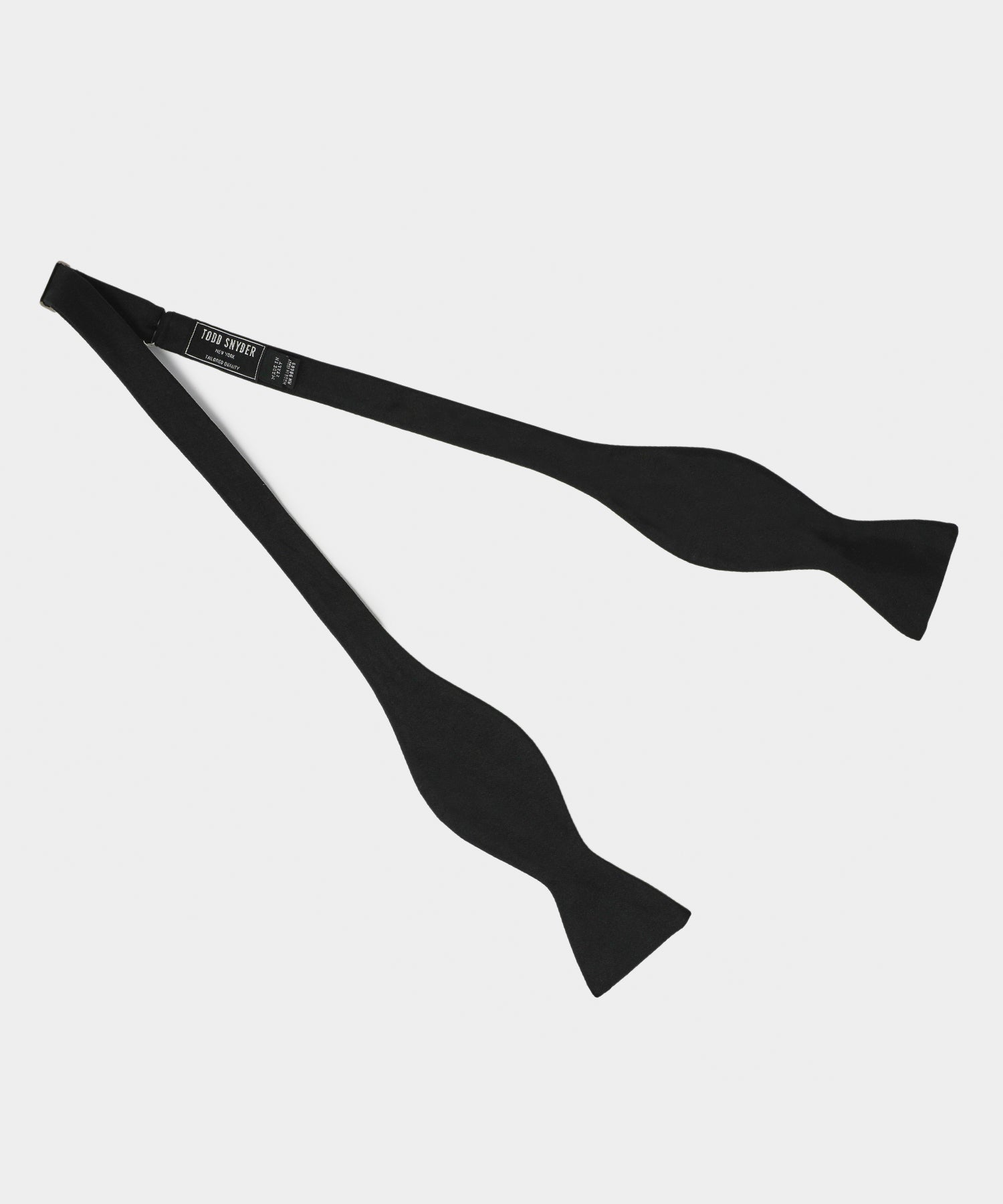 italian-silk-bowtie-in-blacktodd-snyder-155283